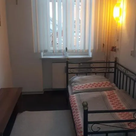 Fundf Apartment *